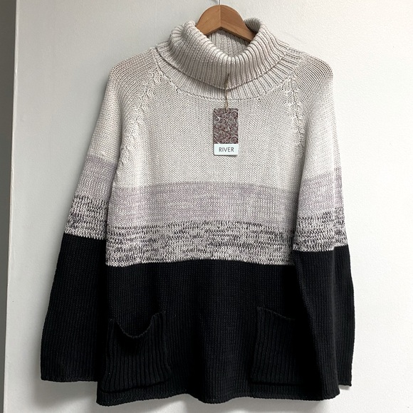 River Sweaters - 2 for $30 or 5 for $50
NWT RIVER SWEATER - XL